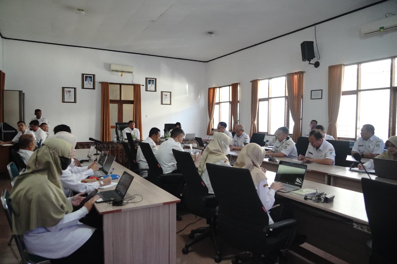 Bupati Garut Siapkan Sistem Notifikasi untuk Pantau Kehadiran Siswa