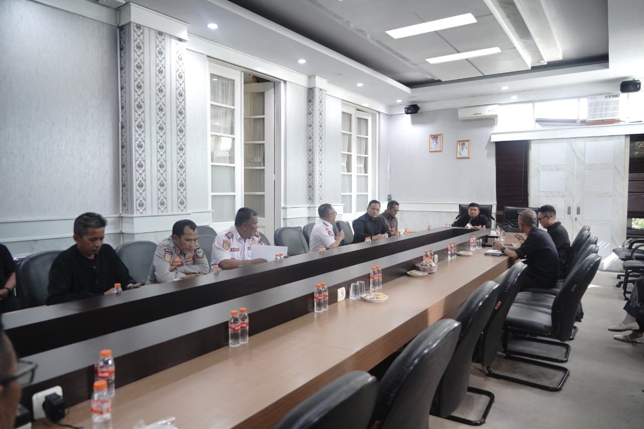 Bupati Garut Instruksikan Retribusi Parkir Berbasis Kode Lokasi dan Bukti Bayar